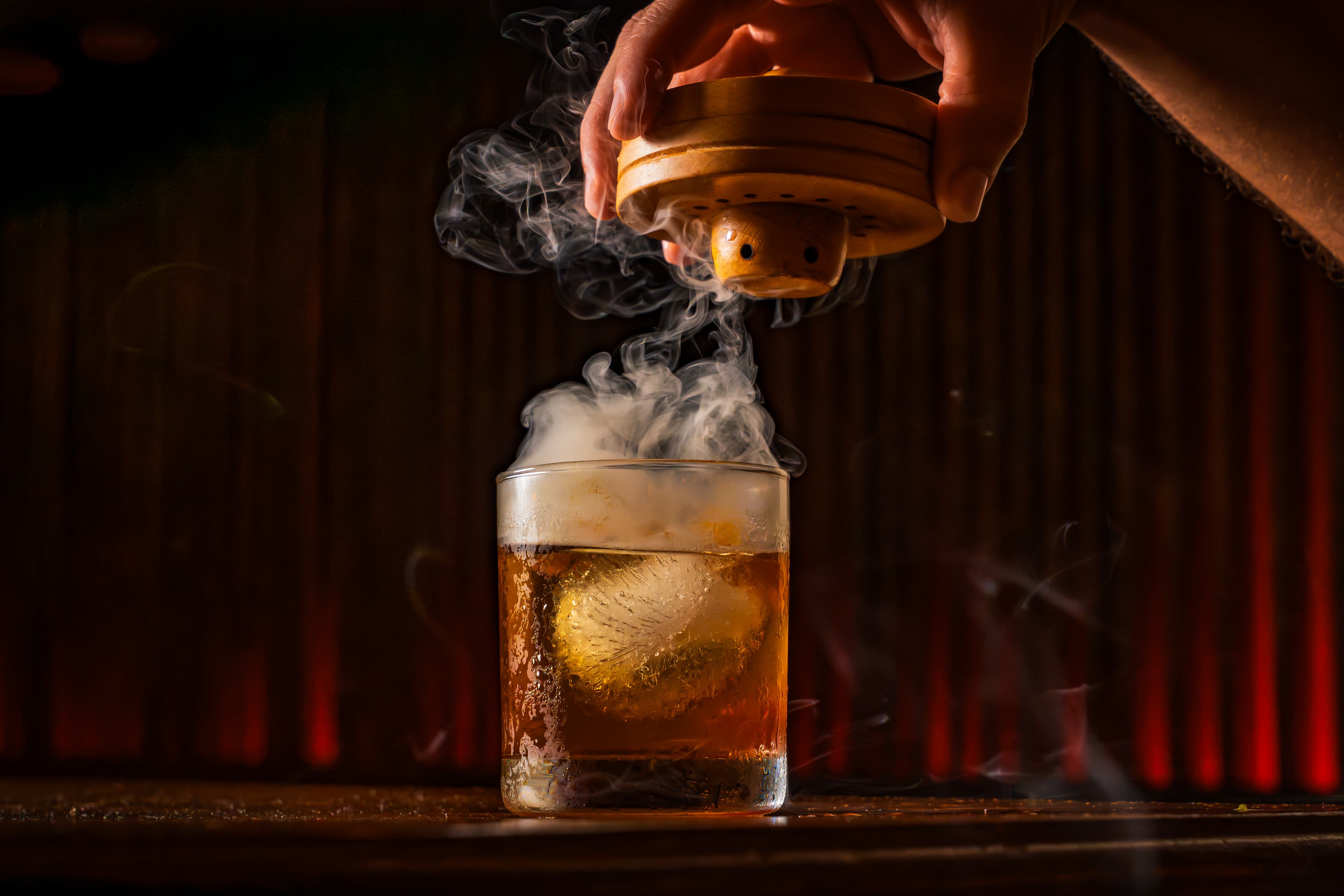 Smoked Cocktail Pour