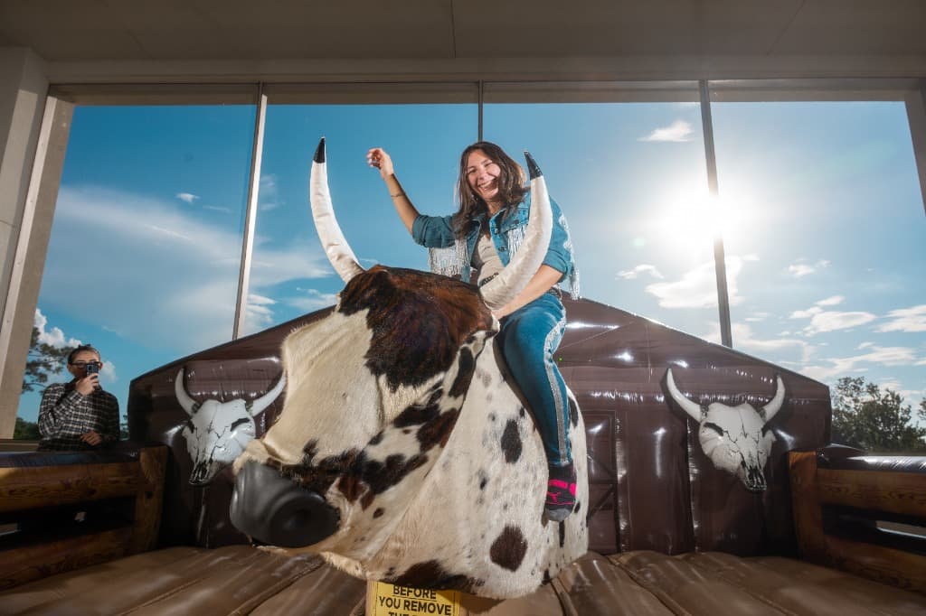 Candid Event Moments